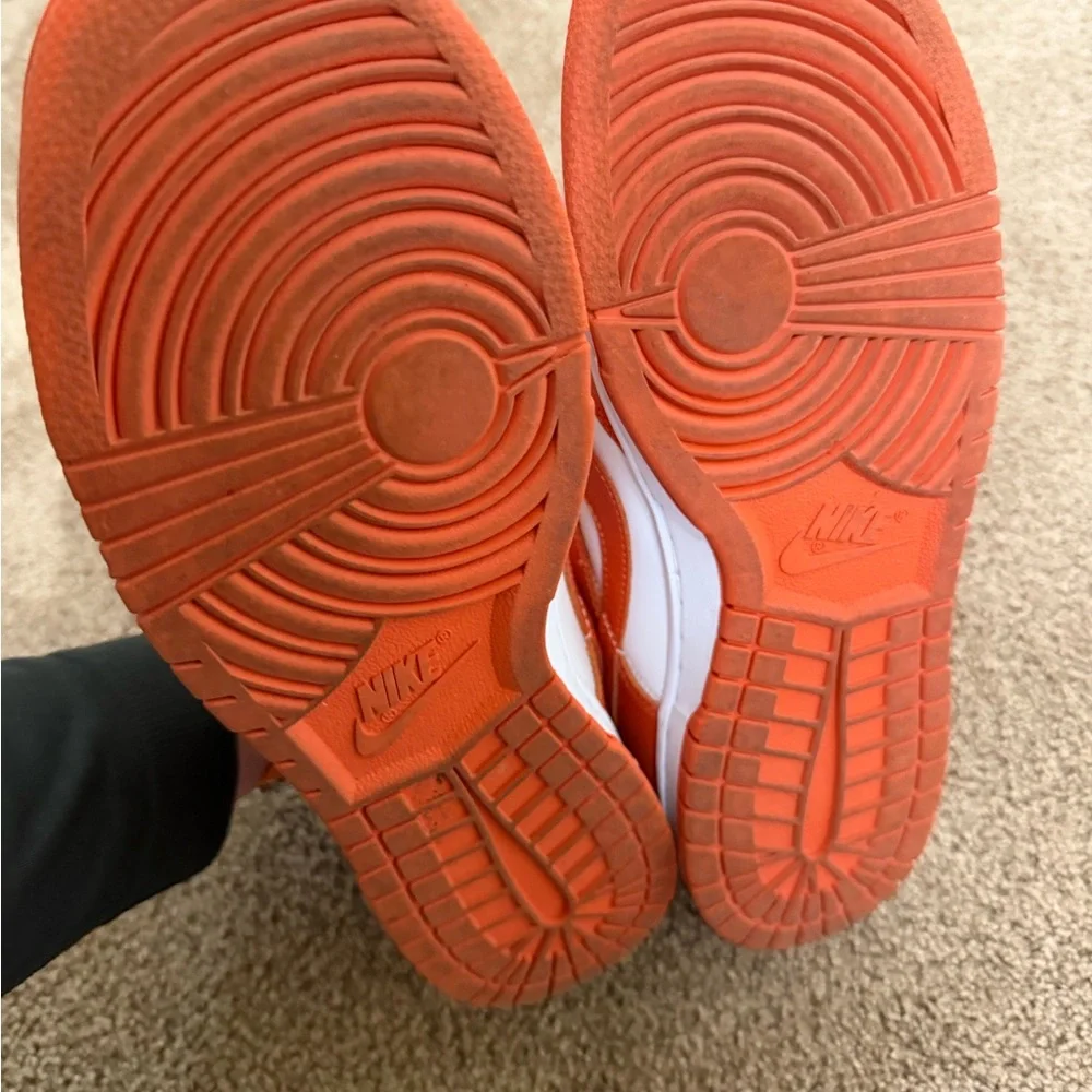 Nike White and Orange Low-Top Sneakers - Picture 3 of 6